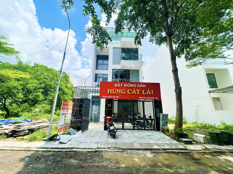 Bán Gấp Nhà Phố, Biệt Thự Cát Lái, Thủ Đức - Sẵn Sàng Vào Ở Ngay