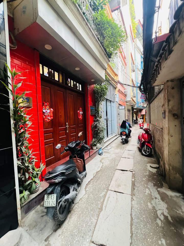 Nhà 46m² Đội Cấn, Ba Đình - 5 Tầng Kinh Doanh Nhỏ, Ngõ Thông, 14 Tỷ