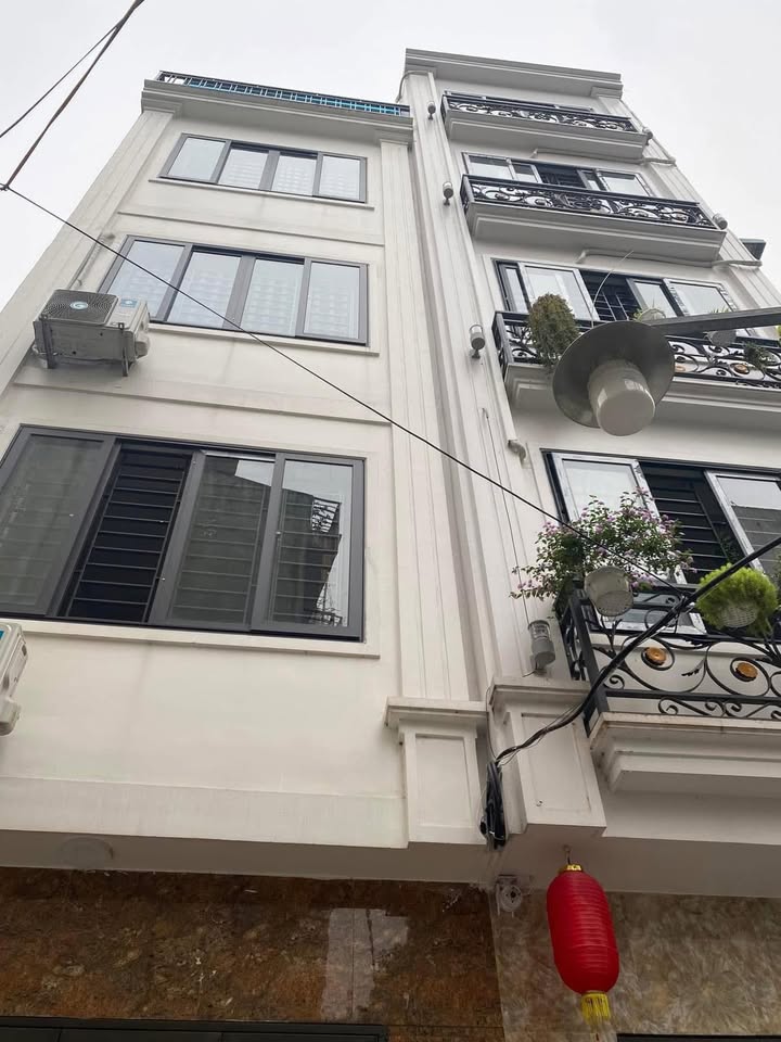 Nhà 5 Tầng Xuân La, Tây Hồ 44.4m² - Lô Góc Ngõ Thông, Giá 7.5 Tỷ