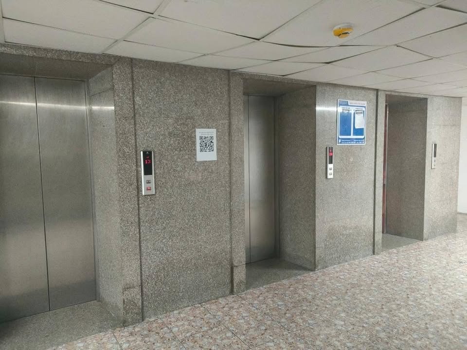 Bán gấp căn hộ góc 70m² mặt đường Phúc La, Hà Đông - 4.9 tỷ