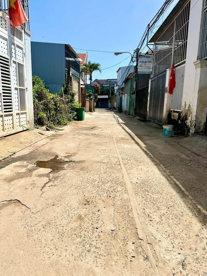 Nhà Hẻm Nguyễn Hữu Thấu BMT - 90m² Thổ Cư - Giá 3.6 Tỷ - Sẵn Ở Ngay