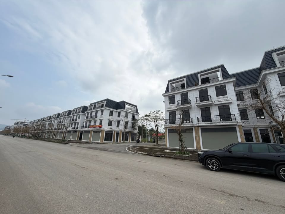 Bán Song Lập LS2 Quận 2, 135m² - Giá Hơn 5 Tỷ