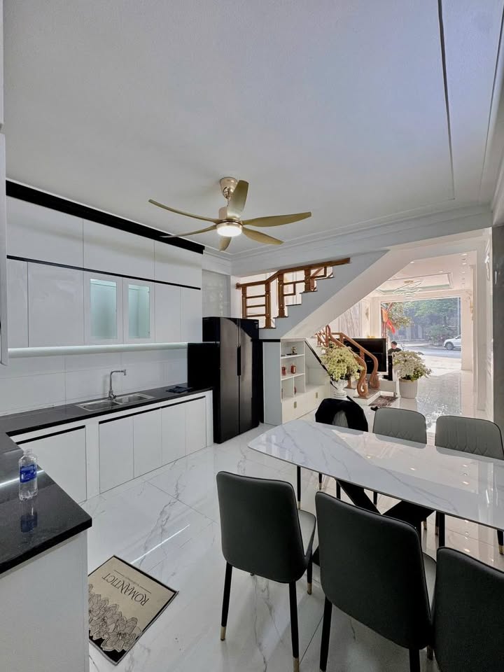 Nhà Phố 4PN Lê Dụ Tông, Bàu Bàng - Kinh Doanh Đỉnh, Giá Nhỉnh 7 Tỷ