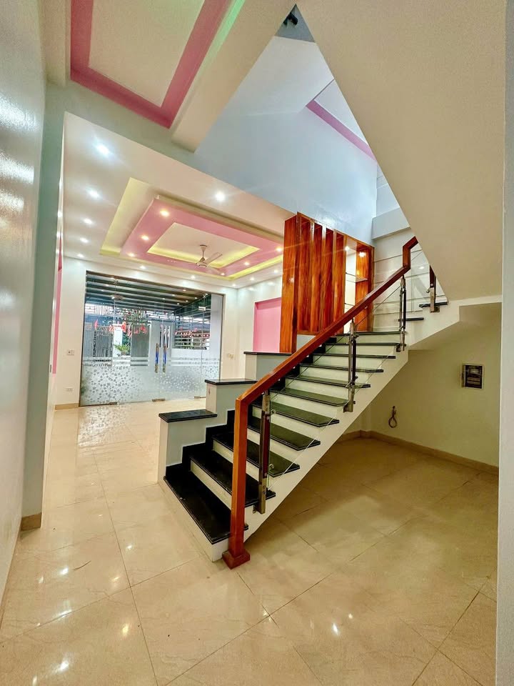 Nhà 2 Tầng 112m² Chính Chủ Ngay QL1A Đồng Hới - Giá Tốt