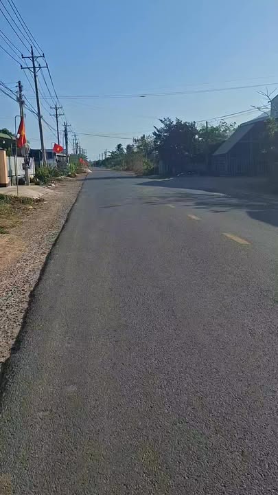 Đất Vườn Thanh Long Hàm Minh 2000m² - Sổ Đỏ Sẵn Sàng - Giá Đầu Tư 2.38 Tỷ