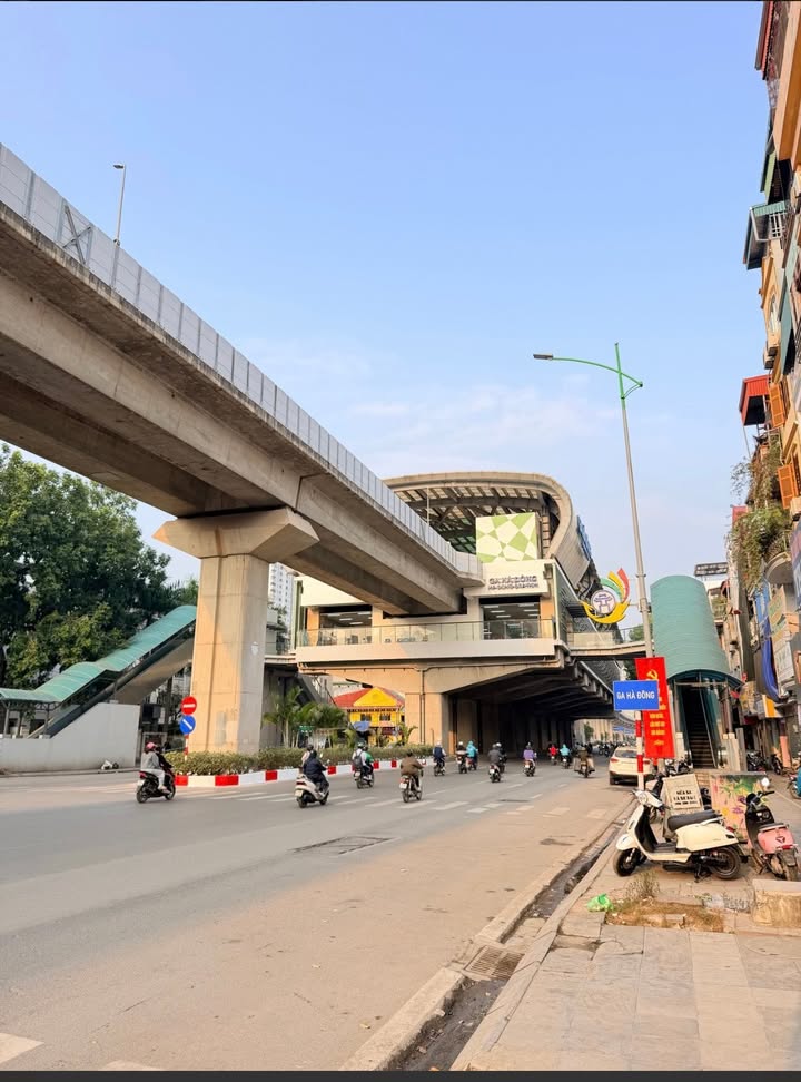 Nhà Lô Góc Cầu Đơ Hà Đông 55m² - 13 Tỷ, Ngõ Thông, Ô Tô Đỗ Cửa