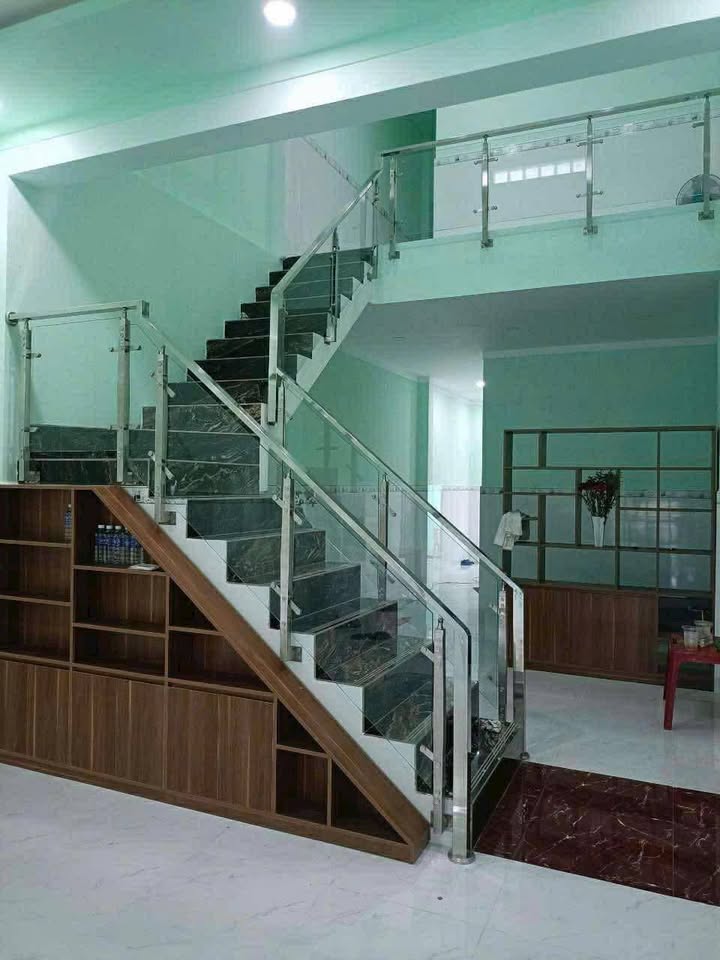 Nhà Mặt Tiền Đại Lộ Đông Tây, Bến Tre - Kinh Doanh Đỉnh Cao, Giá 7.6 Tỷ