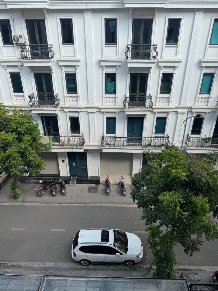 Nhà Phố Luxury Kiến Hưng Hà Đông 130m² - Kinh Doanh Đỉnh Cao, 7 Tầng, Giá 4x Tỷ