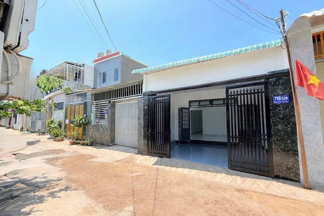 Nhà Hẻm 710 Bình Giã, Rạch Dừa - 85m², 2PN, Sổ Hồng, Giá 2.36 Tỷ