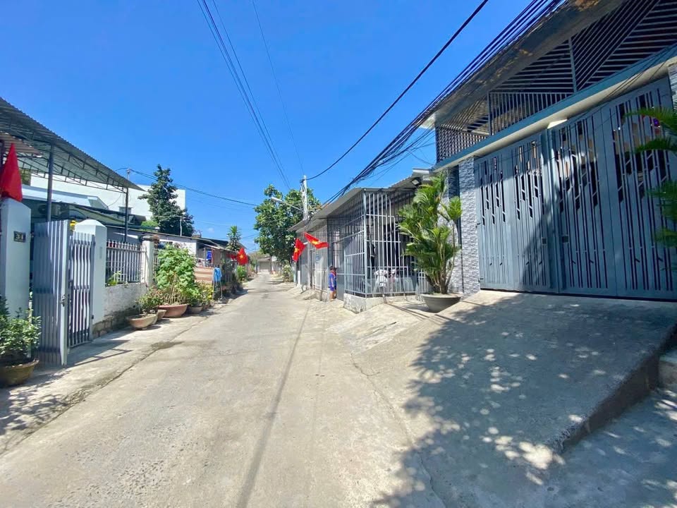 Đất Mặt Tiền Núi Cấm 1 Cam Lâm: 114m² Sổ Hồng Chính Chủ, Giá 4.1 Tỷ