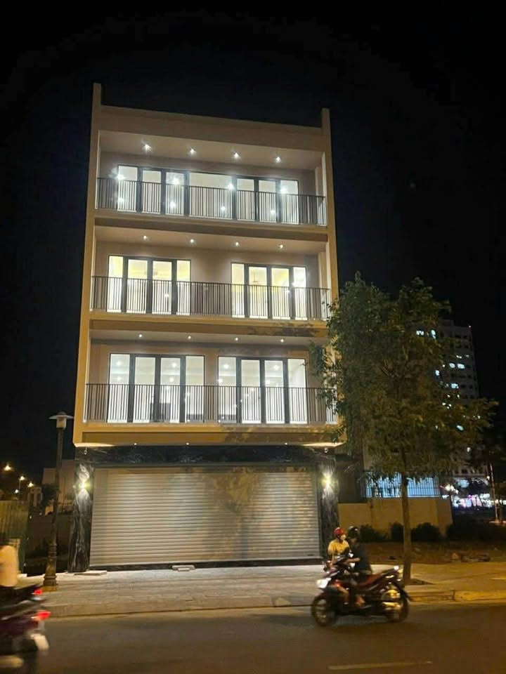 Cho thuê nhà mặt tiền kinh doanh KDT Lê Hồng Phong 1, 500m²