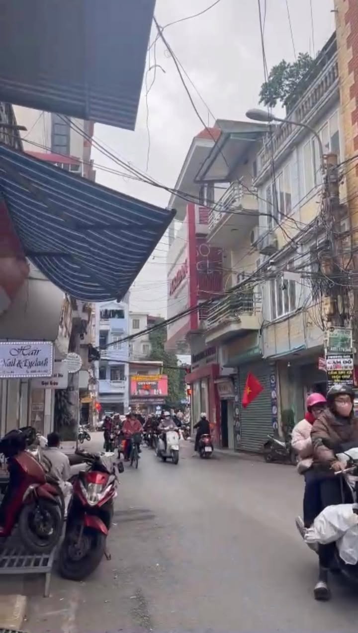 Nhà Mặt Tiền Vũ Chí Thắng, 44m² - Vị Trí Kinh Doanh Đắc Địa