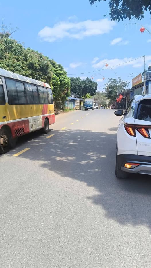 Bán Đất Tặng Nhà 2 Tầng Mặt Tiền Linh Sơn, Thái Nguyên - 144m² Kinh Doanh Tốt