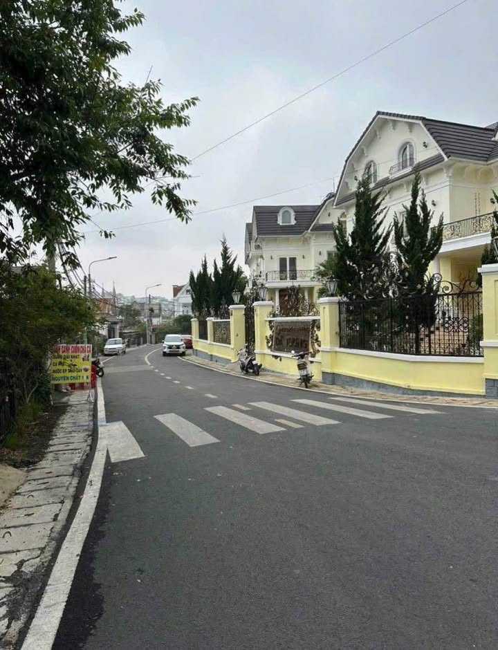 Đất Sổ Riêng Đà Lạt 62m² - Hướng Đông, Giá 3.95 Tỷ