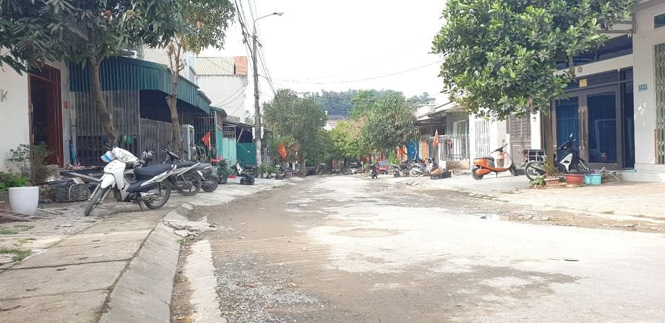 Bán đất tặng nhà 90m² Phường Duyên Hải, Lào Cai - Sẵn sàng kinh doanh