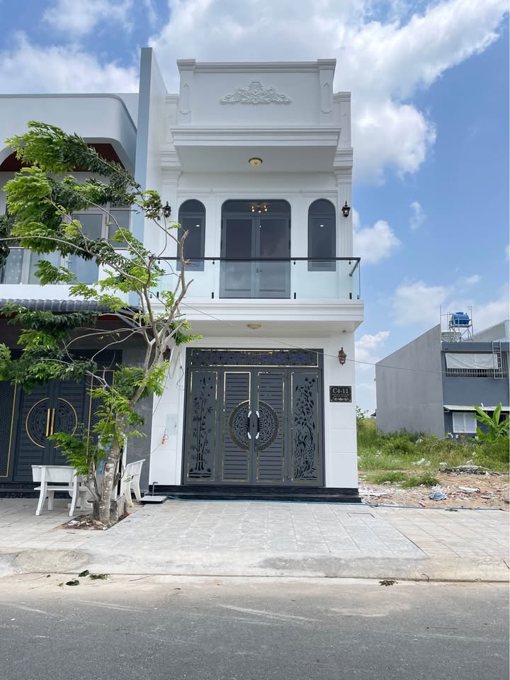 Nhà 1 Trệt 1 Lầu KĐT Tây Bắc Rạch Giá 90m² - Full Nội Thất Cao Cấp