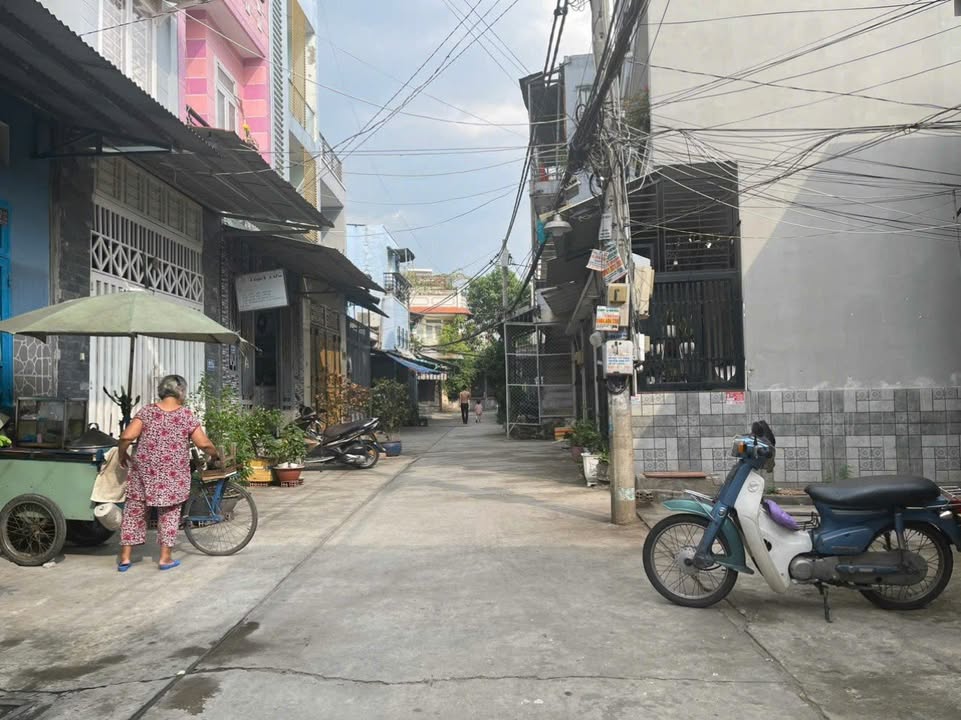 Nhà Mặt Tiền Hẻm Xe Hơi 77m² Đường Trần Xuân Soạn, Quận 7 - Giá 9.7 Tỷ