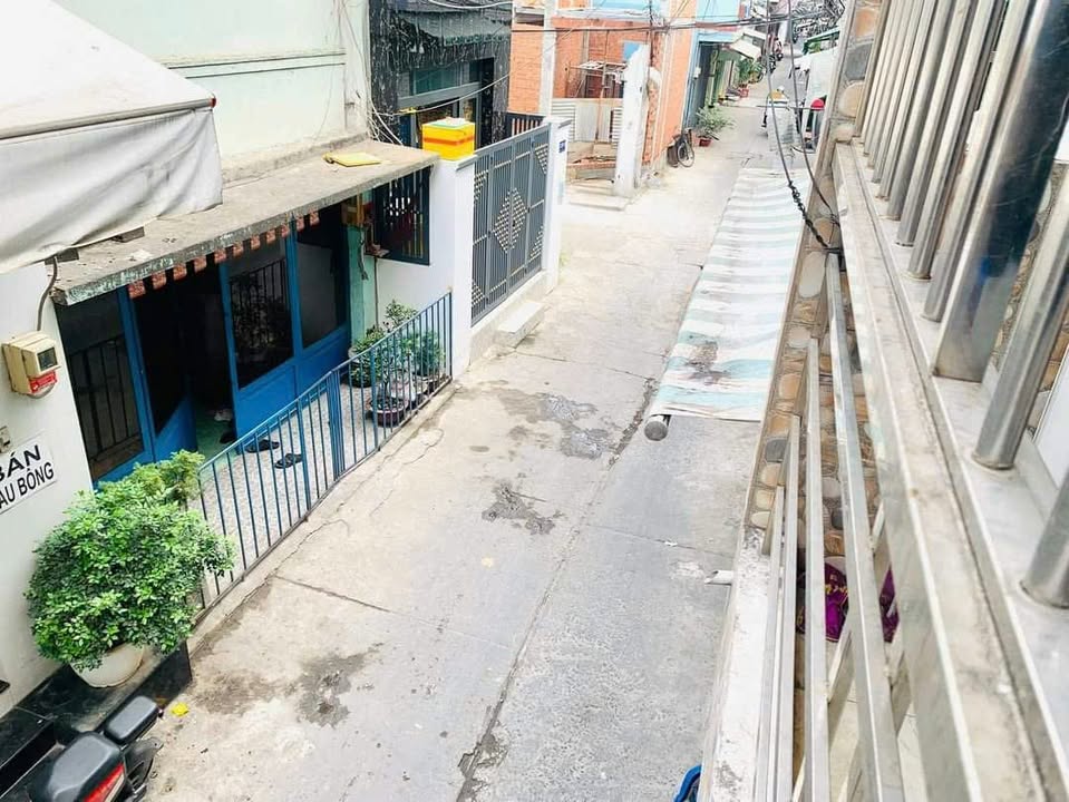 Nhà Mặt Tiền Hẻm Xe Hơi 60m² - Quận 7, Giá 11.5 Tỷ