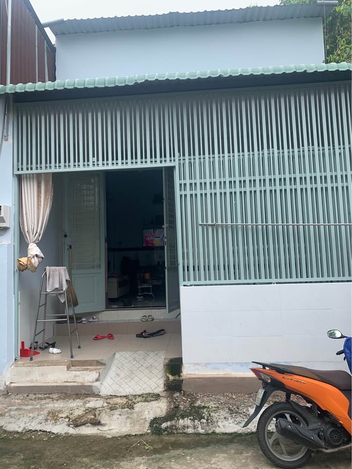 Nhà Hóc Môn 50m² Sổ Đỏ - Ô Tô Vào Nhà, Sát Chợ 3 Bầu Tô Ký