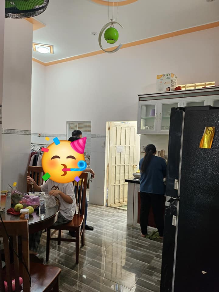 Nhà kiên cố Thị trấn Long Điền - 95m² Thổ cư Full - Giá 1.8 Tỷ