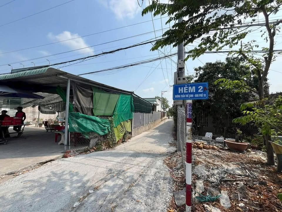 Đất Nền 179m² Bến Lức, Long An - Sổ Đỏ Sẵn, Giá Tốt Đầu Tư