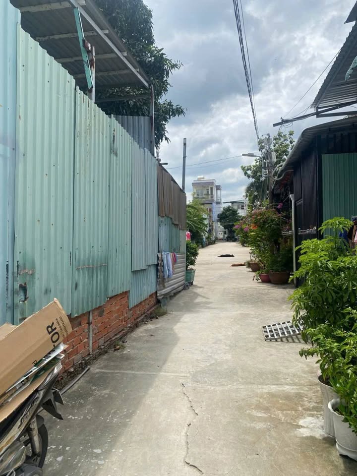 Nhà Hẻm Lê Văn Lương, Cần Giuộc - 29m², 2PN - Sẵn Sàng Dọn Vào Ở