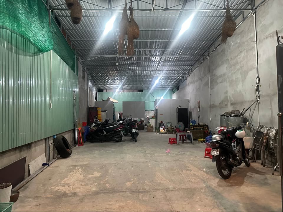 Bán Đất Tặng Nhà Kho Mặt Tiền Phan Thiết - 151m² - 3.8 Tỷ