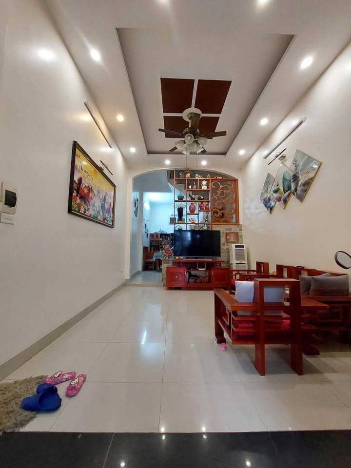 Nhà Lô Góc 37m² 4 Tầng Gần QL32, Hoài Đức - Chỉ 6 Tỷ