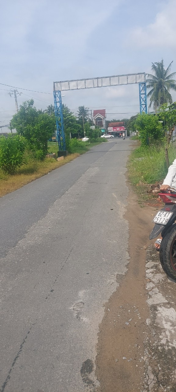 Đất Mặt Tiền Đường Nhựa 1500m² Châu Thành, Long An - Giá 2.1 Tỷ