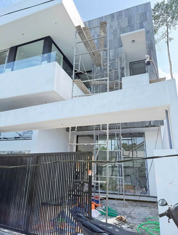 Bán Gấp Villa Đồi Quảng Tế Huế 100m² - View Thoáng, Sẵn Ở Ngay!