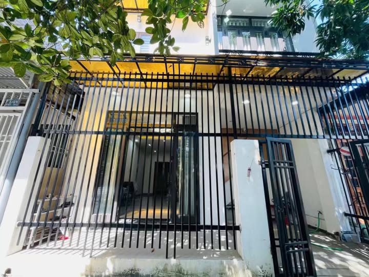 Nhà 2 Tầng 53m² Kiệt 393 Bùi Thị Xuân, Huế - Sổ Hồng, Giá 1.8 Tỷ