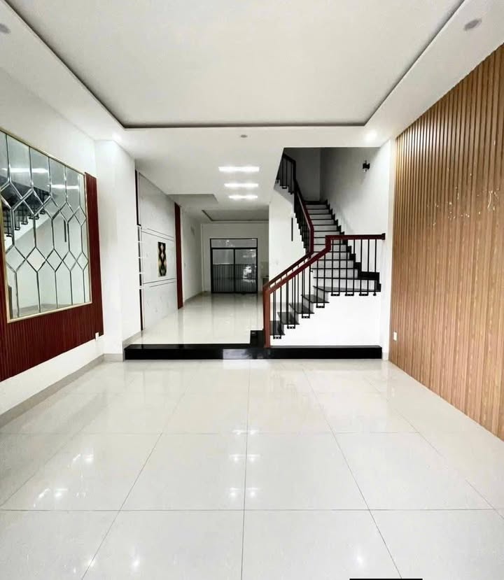 Cho thuê nhà 4 tầng KĐT An Phước, Quy Nhơn - 75m², view công viên, 14 triệu/tháng