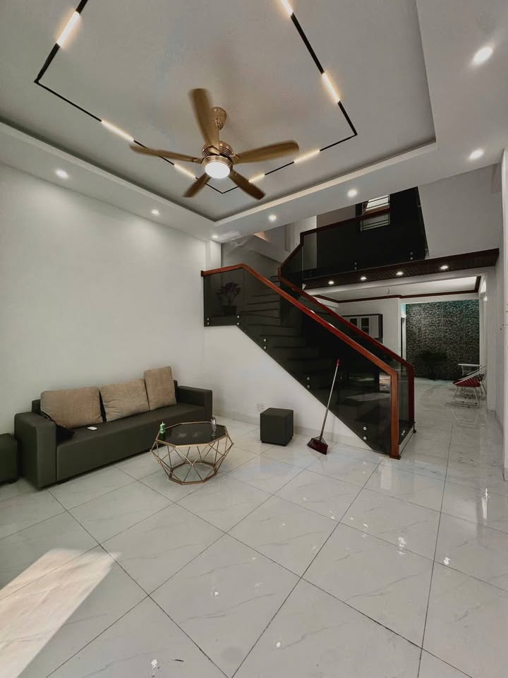 Nhà 3 Tầng Mới Phường Đông Vệ, TP. Thanh Hóa - 65m² Giá Tốt