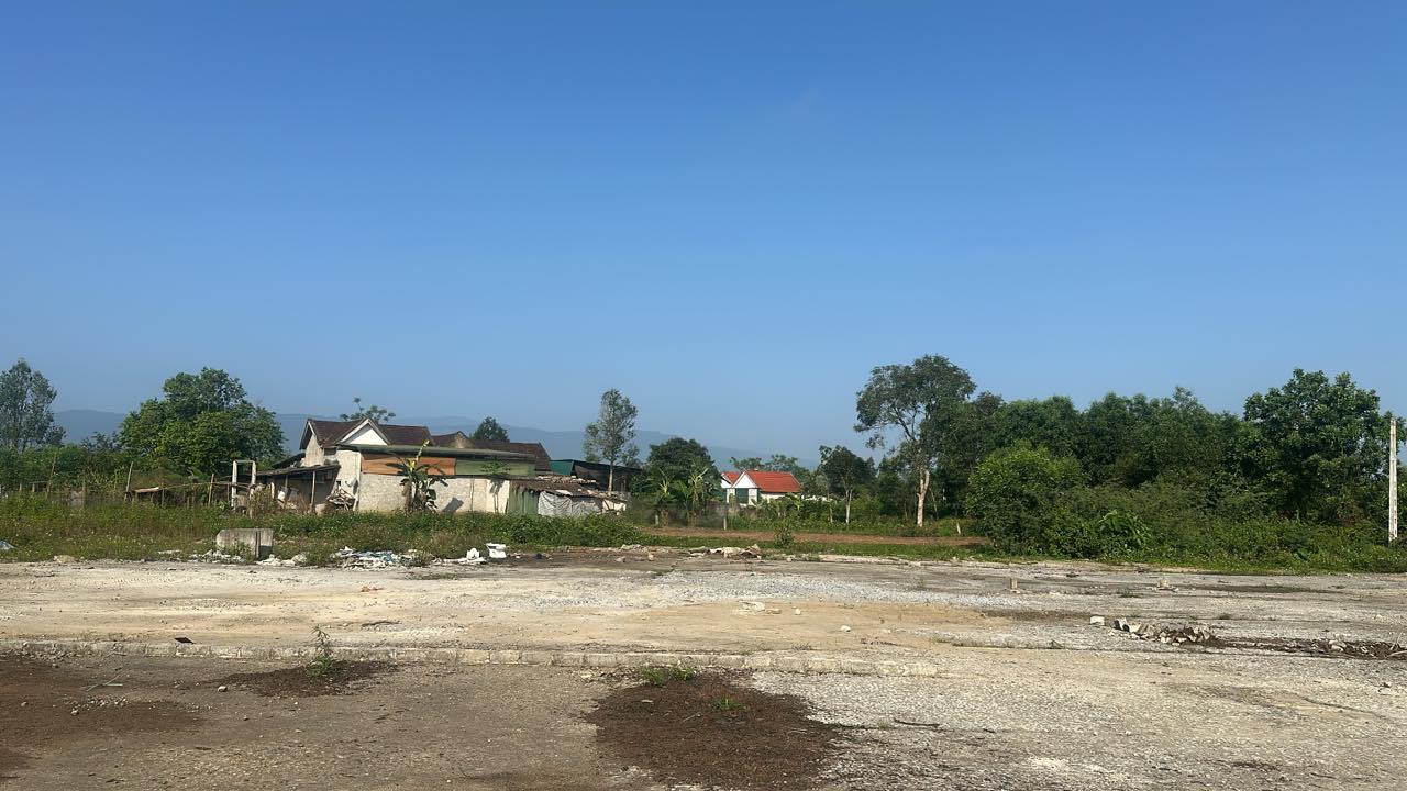 Đất nền 224m² Trần Phú, Hà Tĩnh - Sổ đỏ thổ cư, giá chỉ 8xx triệu