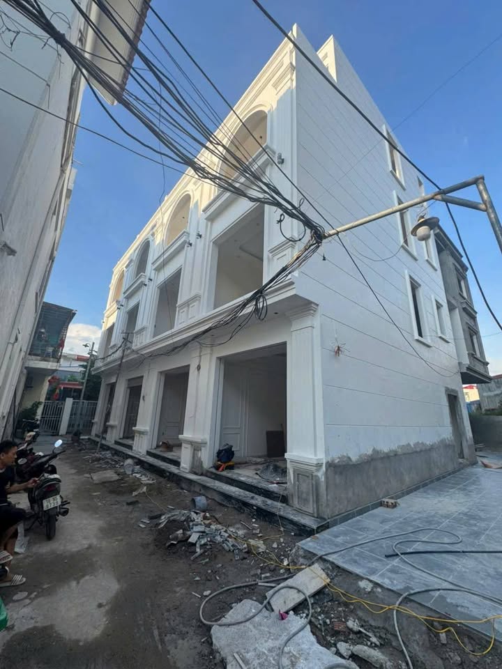 Nhà 4 Tầng Phố Văn Cao, Hải An - 42m² Sổ Đỏ, Giá 3.85 Tỷ