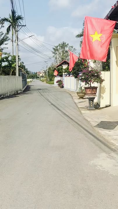 Bán Đất 107m² Mặt Tiền 2 Đầu Ve, TT Bút Sơn, Hoằng Hóa - Giá Tốt