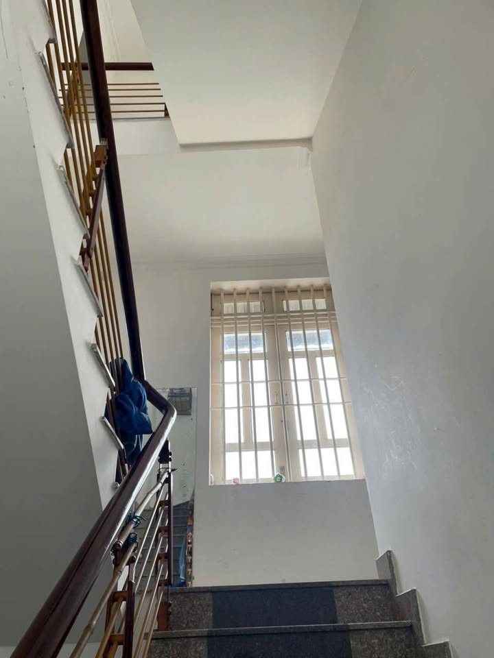 Nhà Mặt Tiền Dương Văn Nga, Vũng Tàu - 107m², 3 Tầng, Giá 7.8 Tỷ