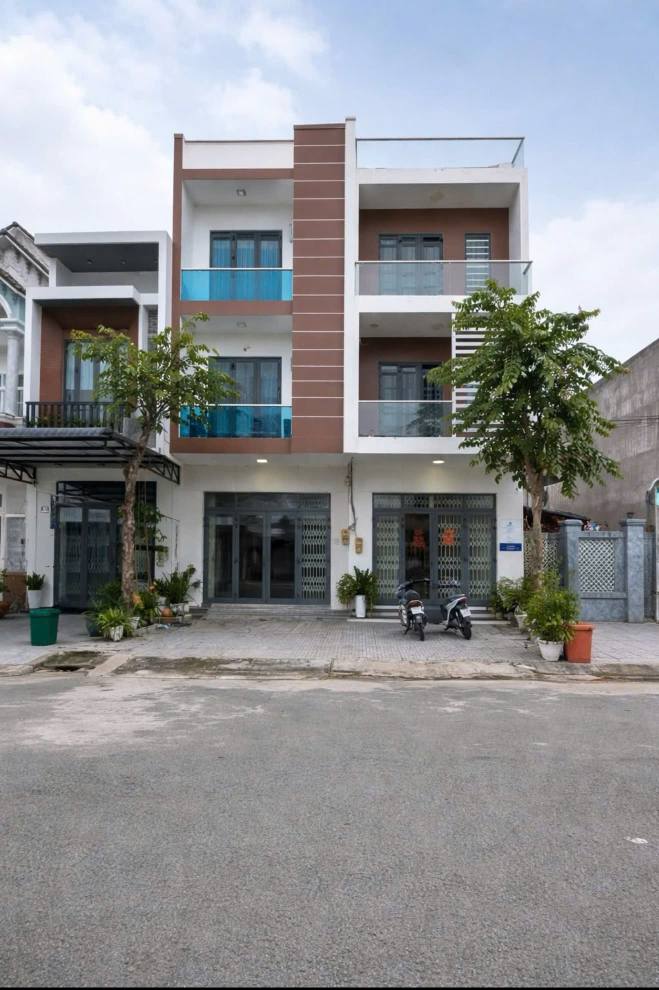 Cho thuê nhà 1 trệt 2 lầu sân thượng KDC Hồng Loan, Cần Thơ - 80m²