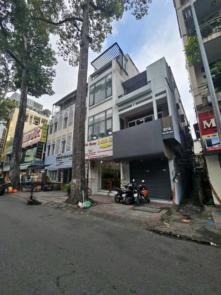 Nhà Mặt Tiền Tôn Thất Tùng, Quận 1 - 81.4m², 5 Tầng, Giá 4x Tỷ
