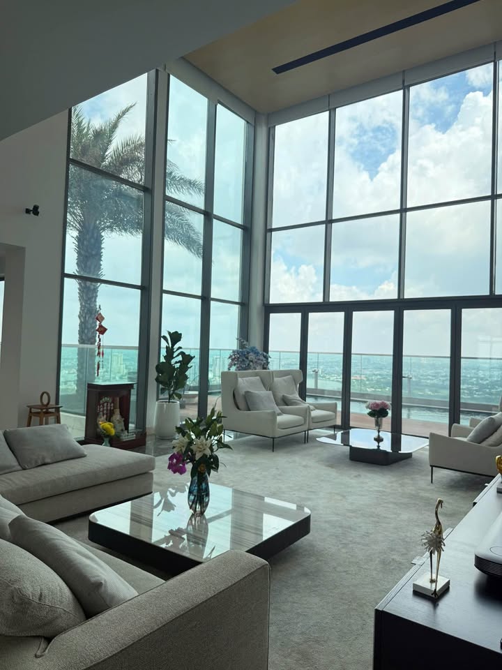 Penthouse Gateway Thảo Điền 440m² - Sống Sang Trọng Giữa Lòng Thành Phố