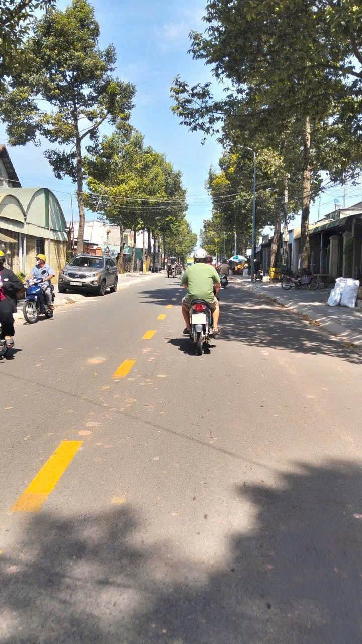 Mặt tiền Hồ Văn Cống, Thủ Dầu Một - Nhà 2 Tầng Kinh Doanh, 105m², 4.7 Tỷ