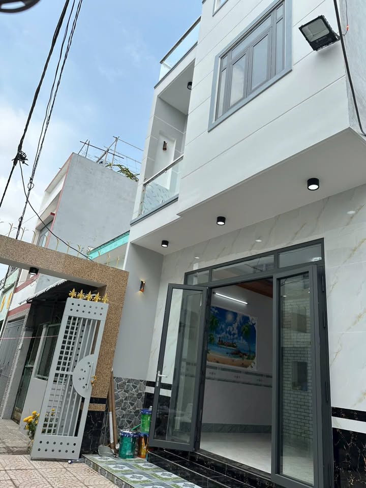 Nhà Trệt Lầu 3.89 Tỷ Đường 3/2 Cần Thơ - Sổ Hồng Hoàn Công