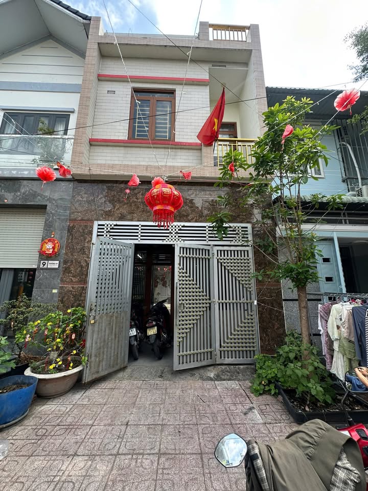 Nhà 1 Lầu Trệt KDC Lê Phong, Biên Hòa - 69m², 3PN, Giá 4.2 Tỷ