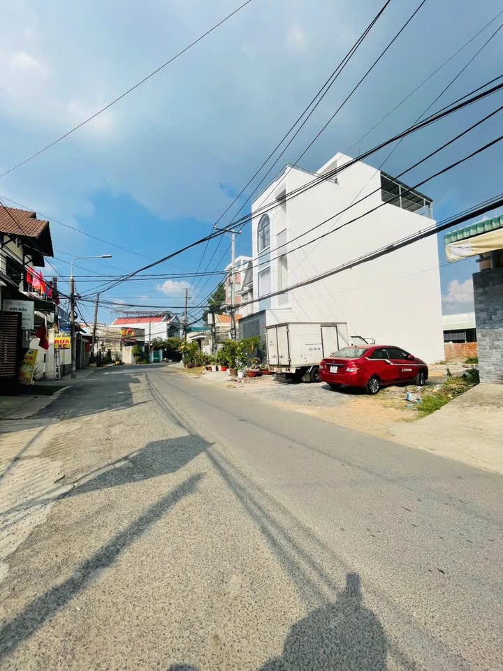 Nhà 1 Trệt 1 Lầu 80m² Phường Tân Phong, Biên Hòa - Sổ Hồng Thổ Cư Giá 3.7 Tỷ