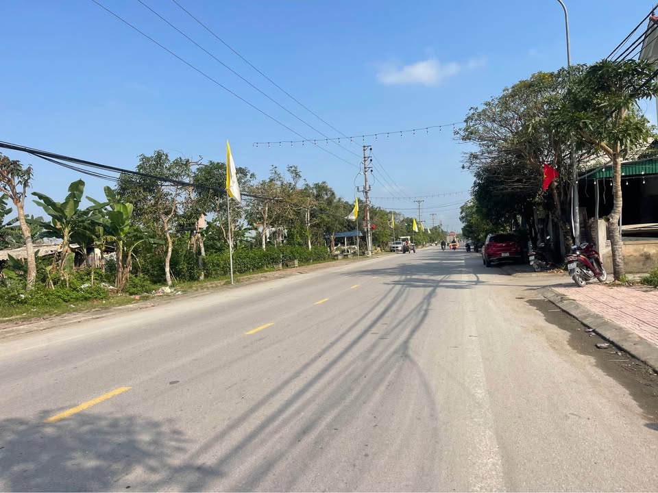 Bán Đất Mặt Tiền Trương Văn Lĩnh, TP Vinh 100m² - Kinh Doanh, Ở, Văn Phòng