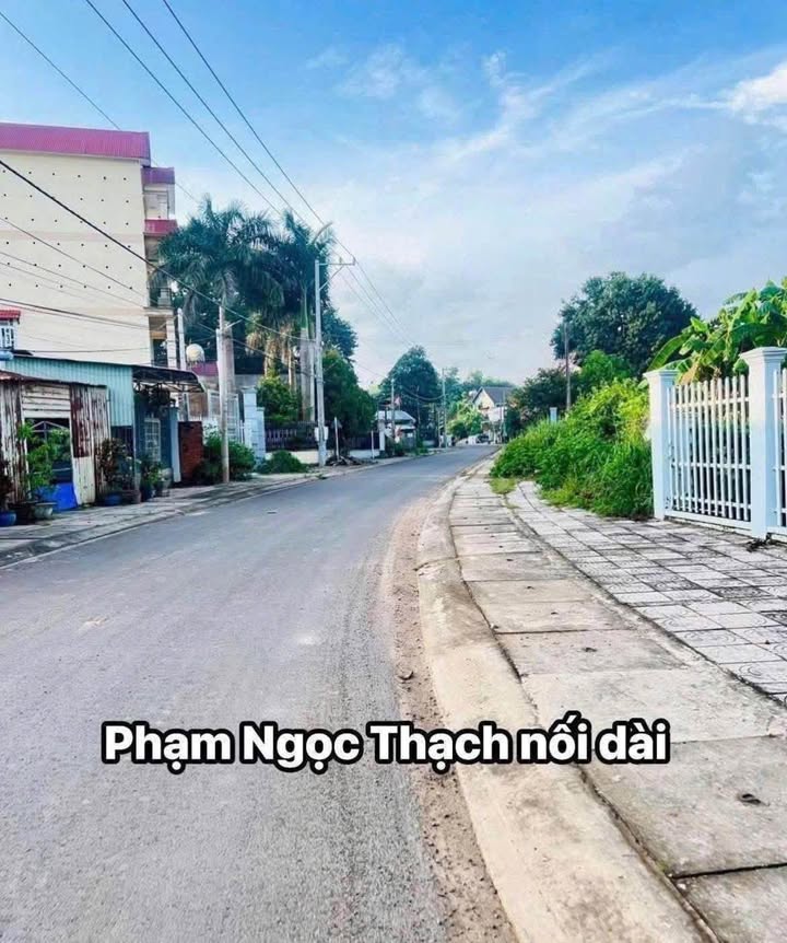 Bán Đất Mặt Tiền Phạm Ngọc Thạch, Đồng Xoài - 125m² Sổ Hồng Sẵn Sàng