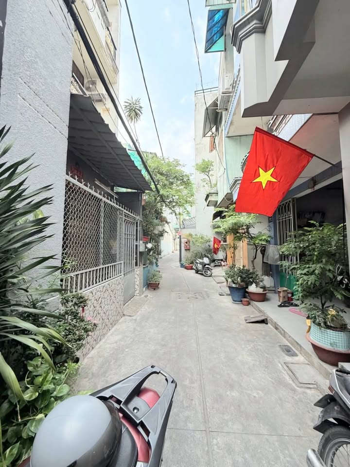 Nhà 2 Tầng Tô Hiệu Tân Phú - 62m² Sổ Hồng Riêng - Giá 5.5 Tỷ