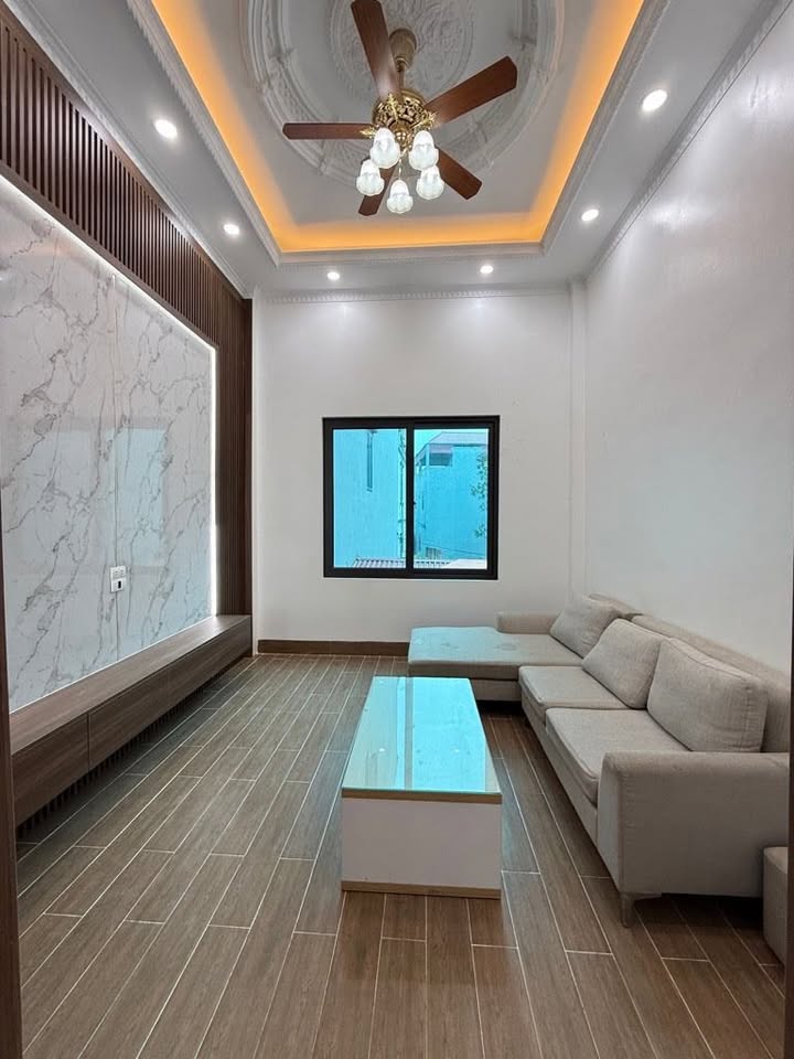 Bán nhà 5 tầng gara 51m² Đông Mỹ, Thanh Trì - Ô tô đỗ cửa