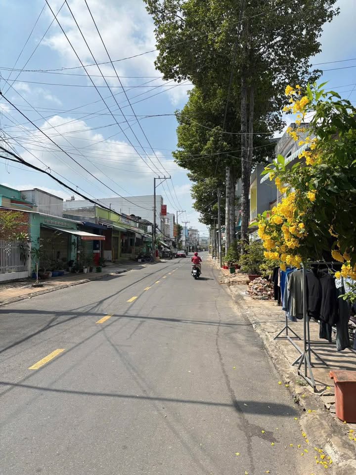 Nhà 1 Trệt 1 Lầu Mặt Tiền Lê Lợi Cao Lãnh - 82.88m² - Giá Tốt