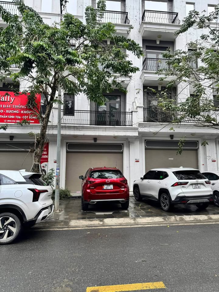 Shophouse Kim Tân - Hoàng Sa, Lào Cai - 100m² - 4 Tỷ, Sổ Hồng Sẵn Sàng
